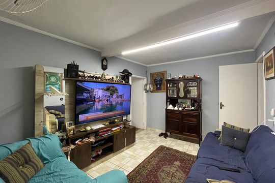 Casa à venda com 2 quartos, 235m² em Jardim Guarani, São Paulo