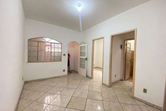 Apartamento para alugar com 2 quartos, 33m² em Quintino Bocaiúva, Rio de Janeiro