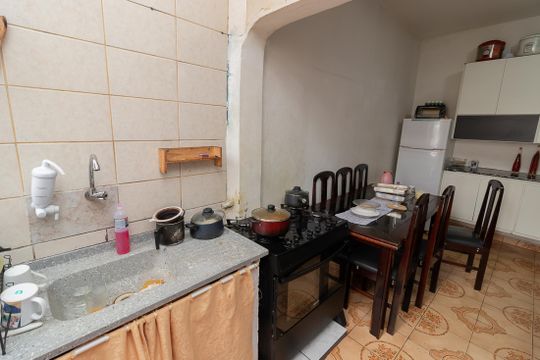 Cozinha de casa à venda com 4 quartos, 150m² em Fazenda da Juta, São Paulo