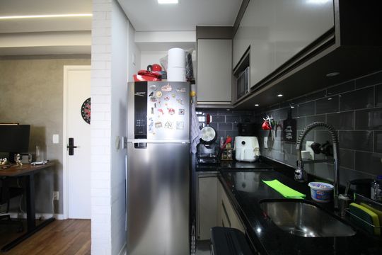 Cozinha de apartamento para alugar com 2 quartos, 47m² em Vila Andrade, São Paulo