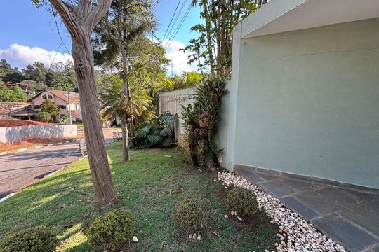 Vista da Rua de casa de condomínio para alugar com 3 quartos, 450m² em Jardim Belizário, Cotia