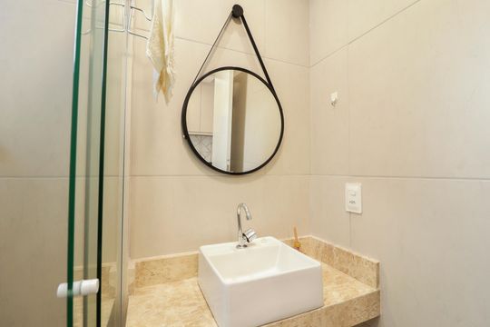 Banheiro de apartamento para alugar com 0 quarto, 25m² em Jardim São Paulo, São Paulo