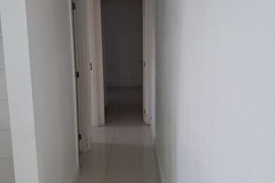 Corredor de apartamento à venda com 2 quartos, 49m² em Jardim Celeste, São Paulo