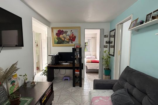 Apartamento para alugar com 2 quartos, 47m² em Conjunto Habitacional Presidente Castelo Branco, Carapicuíba