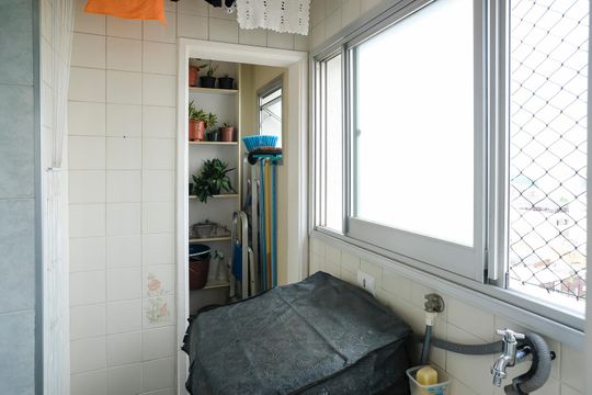 Área de serviço de apartamento à venda com 2 quartos, 71m² em Santa Paula, São Caetano do Sul