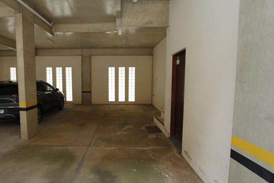 Garagem de apartamento à venda com 3 quartos, 130m² em Buritis, Belo Horizonte
