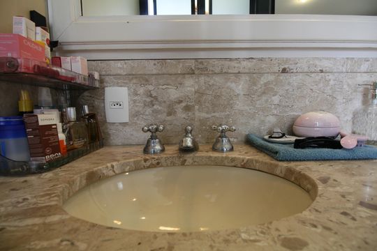 Banheiro Hidro da Suíte 1 de apartamento para alugar com 5 quartos, 290m² em Vila Morumbi, São Paulo