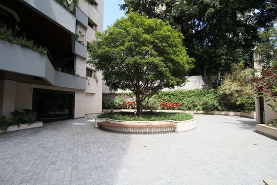 Área comum de apartamento para alugar com 5 quartos, 290m² em Vila Morumbi, São Paulo