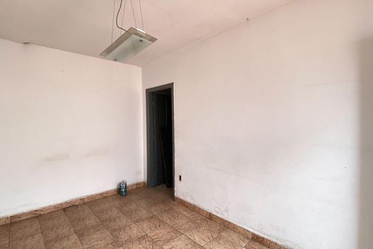 Casa à venda com 1 quarto, 184m² em Jardim de Lorenzo, São Paulo