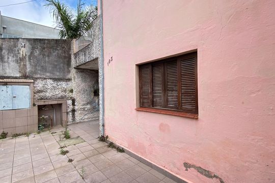 Casa à venda com 1 quarto, 184m² em Jardim de Lorenzo, São Paulo