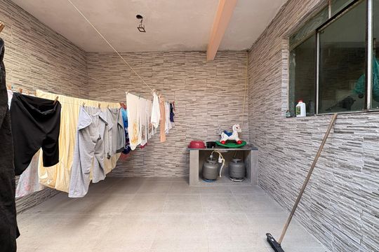 Quintal de casa à venda com 3 quartos, 205m² em Jardim Rina, Santo André