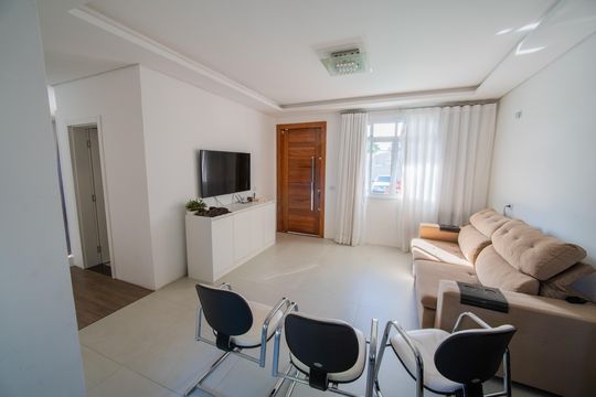 Casa à venda com 3 quartos, 146m² em Portão, Curitiba
