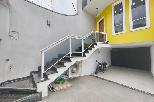 Garagem de casa à venda com 3 quartos, 164m² em Tucuruvi, São Paulo