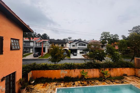Vista vatanda suíte 3 de casa de condomínio à venda com 5 quartos, 540m² em Morada dos Pinheiros (aldeia da Serra), Barueri