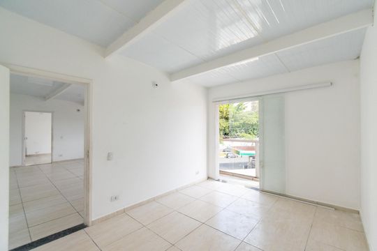 Quarto 1 de apartamento para alugar com 2 quartos, 60m² em Vila Mira, São Paulo