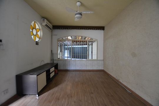 Casa à venda com 4 quartos, 160m² em Jardim Peri Peri, São Paulo