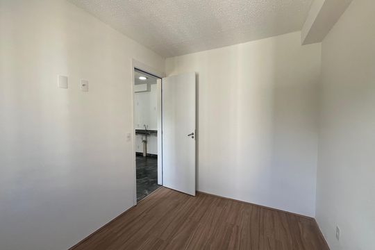 Quarto 1 de apartamento para alugar com 2 quartos, 32m² em Parque Pan Americano, São Paulo