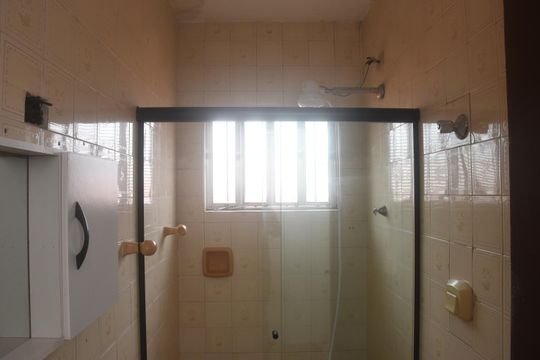 Banheiro 1 de casa à venda com 3 quartos, 100m² em Vila Rica, São Paulo