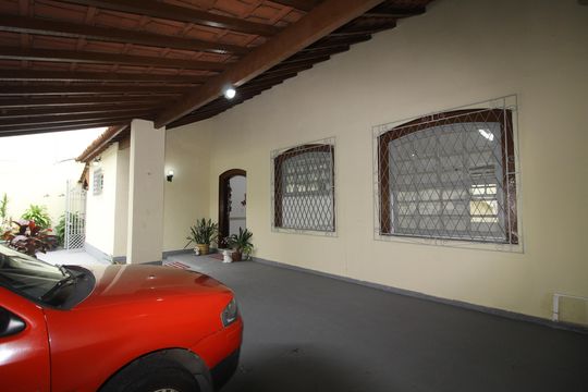 Garagem de casa para alugar com 3 quartos, 545m² em Freguesia (jacarepaguá), Rio de Janeiro