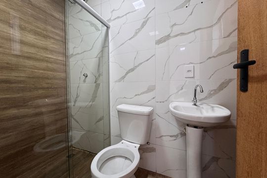 Suíte - Banheiro de casa de condomínio para alugar com 3 quartos, 180m² em Vargem Pequena, Rio de Janeiro