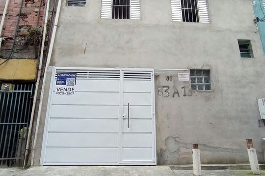 Fachada de casa à venda com 2 quartos, 101m² em Nucleo Habitacional Nova Conquista, Diadema