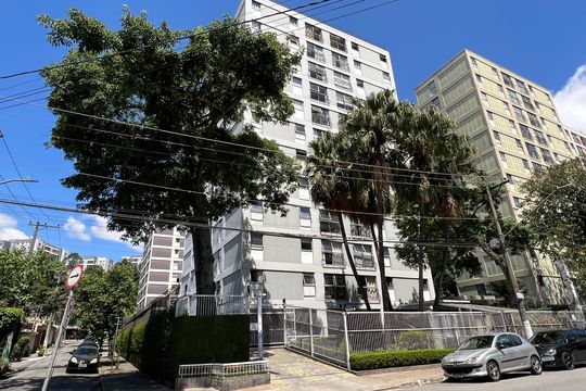 Fachada de apartamento para alugar com 2 quartos, 80m² em City América, São Paulo