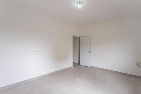 Quarto 3 de casa para alugar com 3 quartos, 120m² em Jardim Miriam, São Paulo