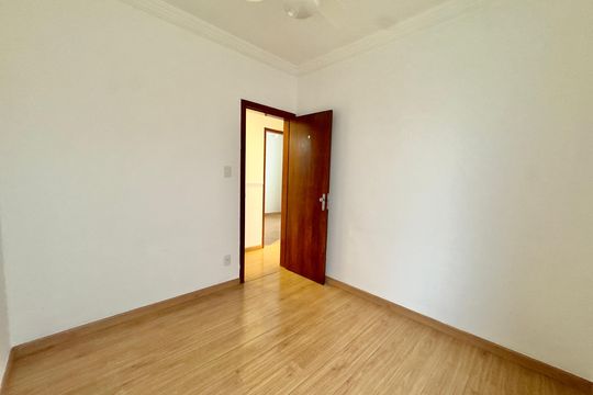 Quarto 2 de apartamento à venda com 3 quartos, 88m² em Jardim America, Belo Horizonte