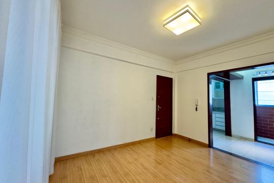 Sala de apartamento à venda com 3 quartos, 88m² em Jardim America, Belo Horizonte