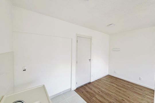 Cozinha de apartamento para alugar com 2 quartos, 38m² em Vila Campanela, São Paulo