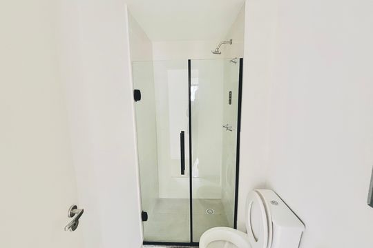 Banheiro de apartamento para alugar com 2 quartos, 38m² em Vila Campanela, São Paulo