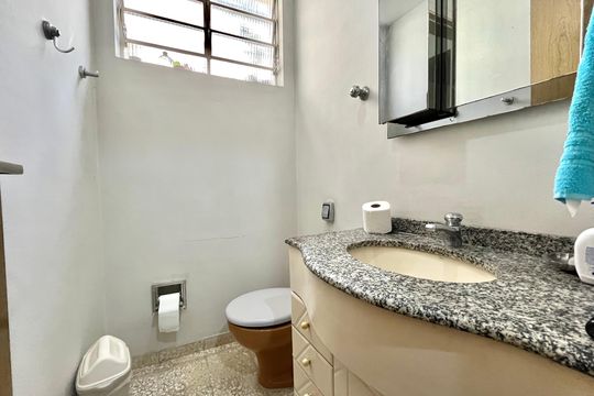 Lavabo de casa à venda com 3 quartos, 200m² em Vila Guarani (zona Sul), São Paulo