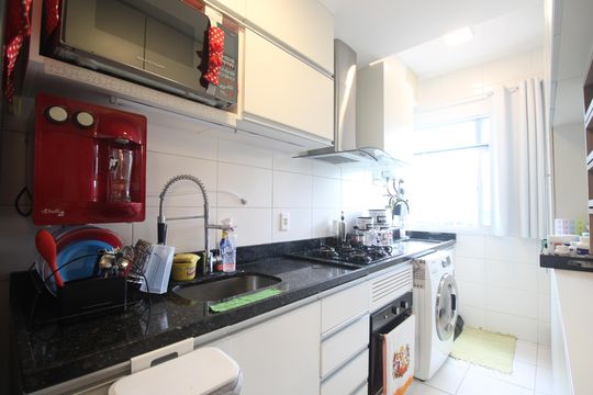 Cozinha de apartamento à venda com 2 quartos, 68m² em Barra Olímpica, Rio de Janeiro