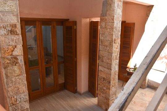 fachada da frente da casa de casa à venda com 2 quartos, 168m² em Parque Centenário, Jundiaí
