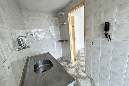 Cozinha de apartamento para alugar com 1 quarto, 41m² em Piedade, Rio de Janeiro