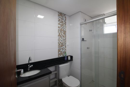Banheiro de apartamento à venda com 2 quartos, 44m² em Lauzane Paulista, São Paulo