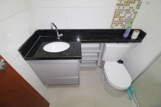Banheiro de apartamento à venda com 2 quartos, 44m² em Lauzane Paulista, São Paulo