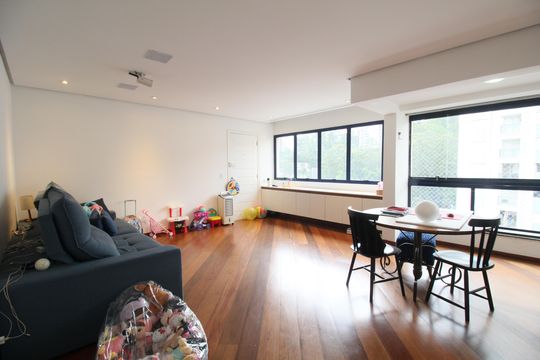 Apartamento para alugar com 3 quartos, 120m² em Vila Andrade, São Paulo