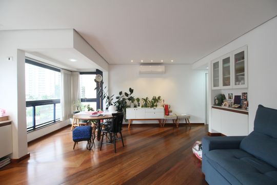 Sala de apartamento para alugar com 3 quartos, 120m² em Vila Andrade, São Paulo