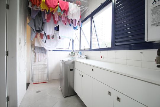 Área de Serviço de apartamento para alugar com 3 quartos, 120m² em Vila Andrade, São Paulo