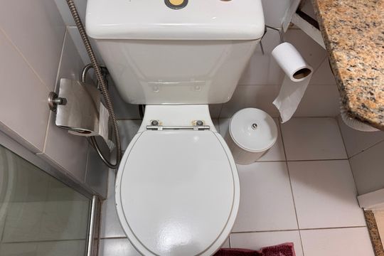 Banheiro Social de apartamento para alugar com 3 quartos, 70m² em Recreio dos Bandeirantes, Rio de Janeiro