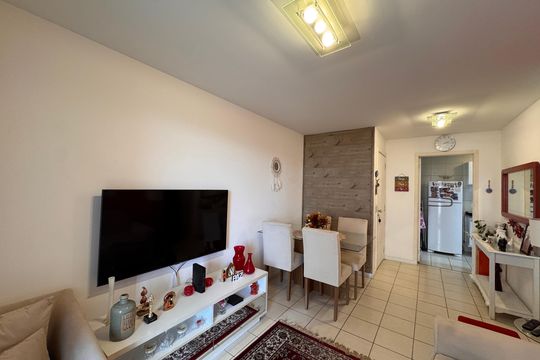 Sala de apartamento para alugar com 3 quartos, 70m² em Recreio dos Bandeirantes, Rio de Janeiro