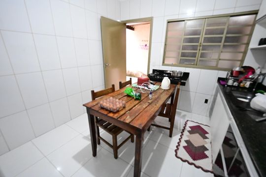 Casa à venda com 2 quartos, 65m² em Parque Amazonia, Goiânia
