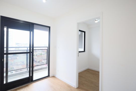 Sala de apartamento para alugar com 2 quartos, 38m² em Km 18, Osasco