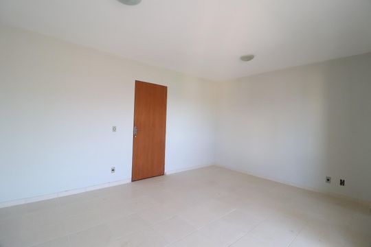 Sala de apartamento para alugar com 1 quarto, 25m² em Jardim Patricia, Uberlândia