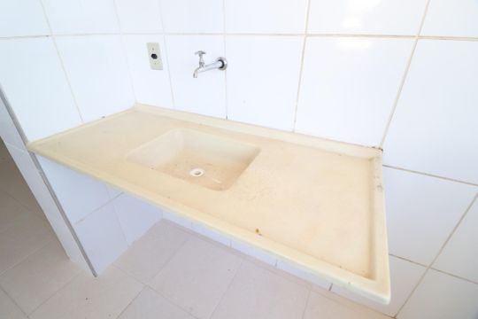 Cozinha de apartamento para alugar com 1 quarto, 25m² em Jardim Patricia, Uberlândia