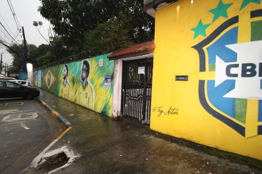 Fachada de apartamento para alugar com 3 quartos, 45m² em Cidade Tiradentes, São Paulo