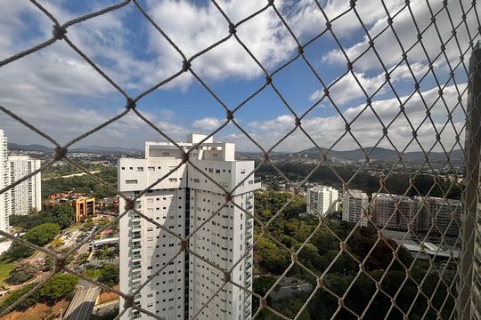 Vista da Sacada de apartamento à venda com 3 quartos, 200m² em Alphaville Empresarial, Barueri