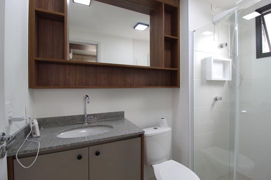 Banheiro de apartamento para alugar com 1 quarto, 33m² em Moema, São Paulo