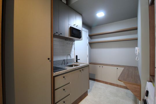 Cozinha de apartamento para alugar com 1 quarto, 33m² em Moema, São Paulo